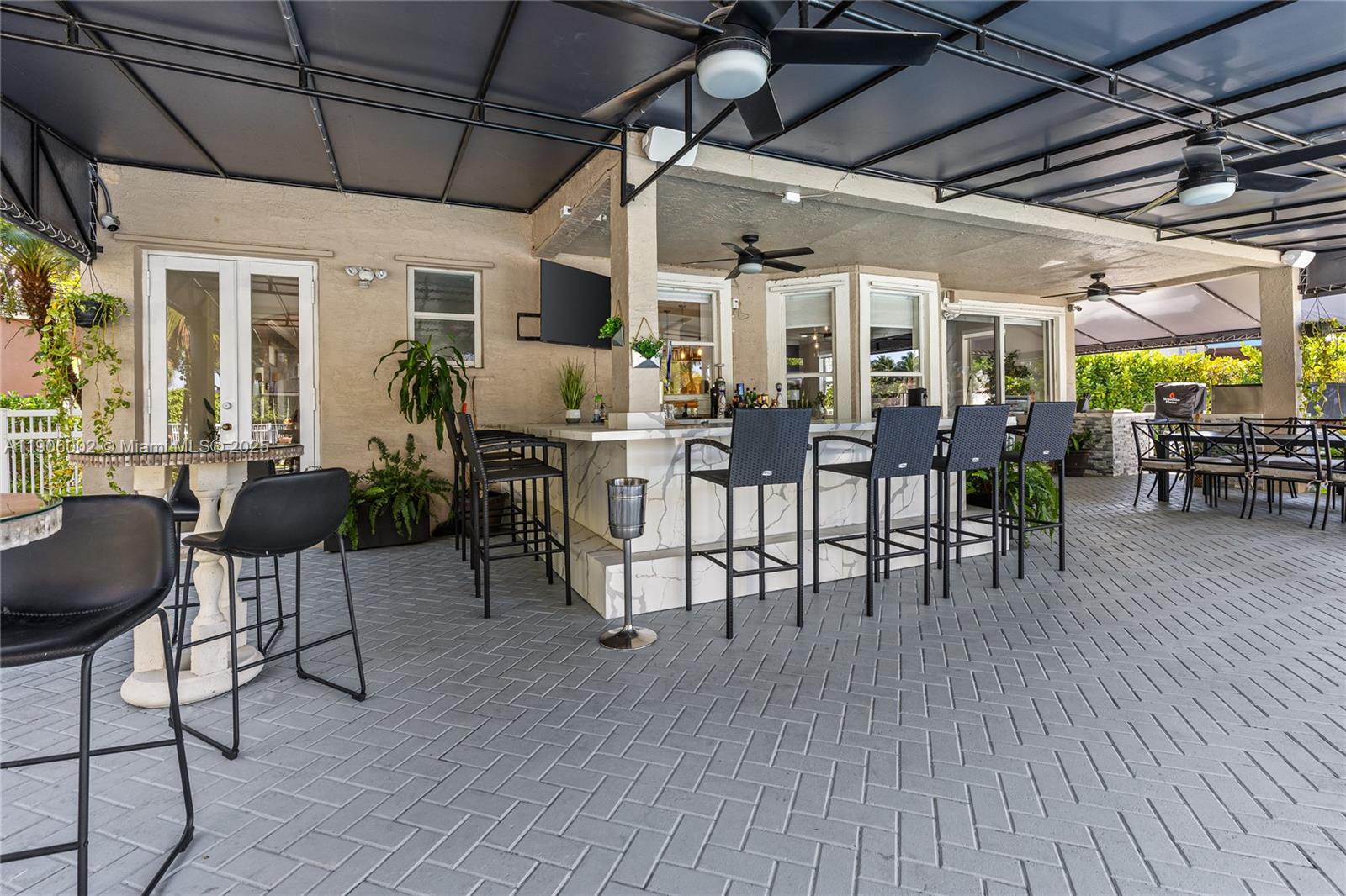 ¤RIVIERA ISLES I - Residential