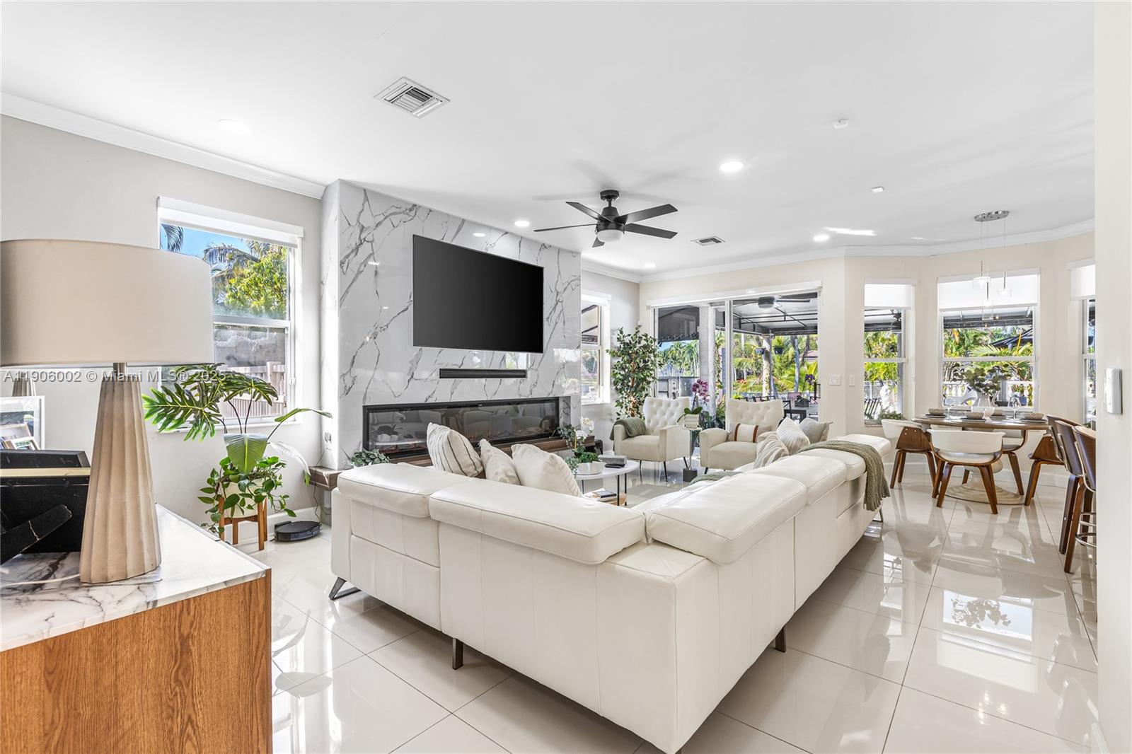 ¤RIVIERA ISLES I - Residential