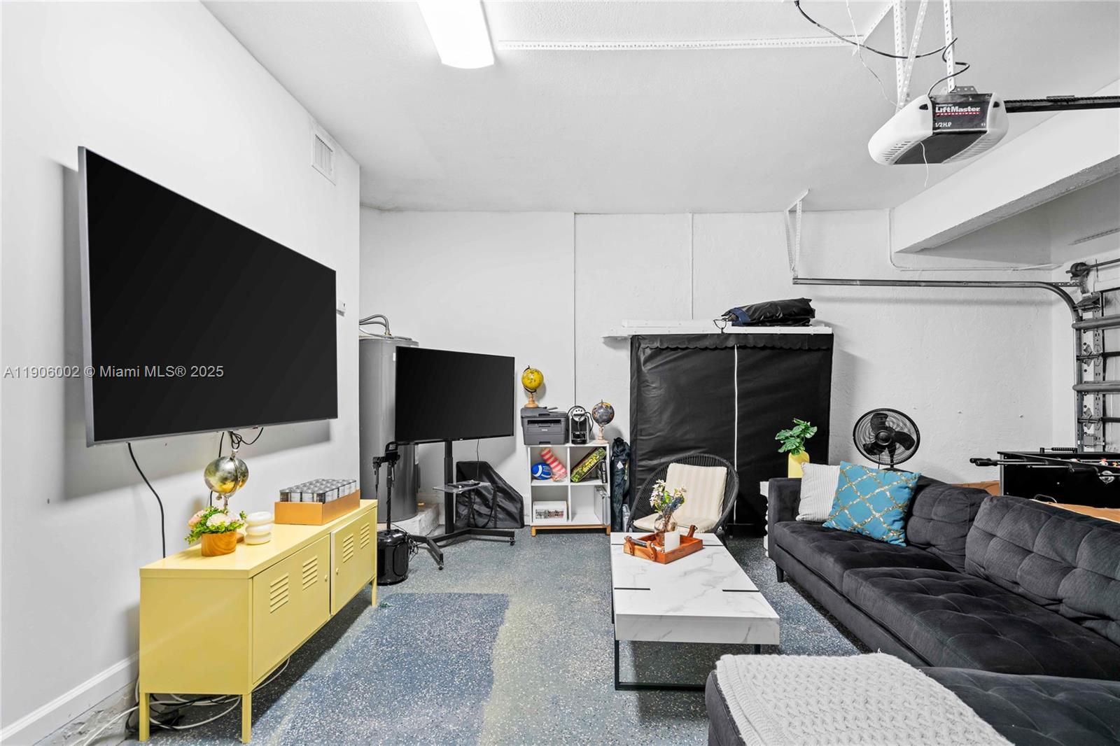 ¤RIVIERA ISLES I - Residential