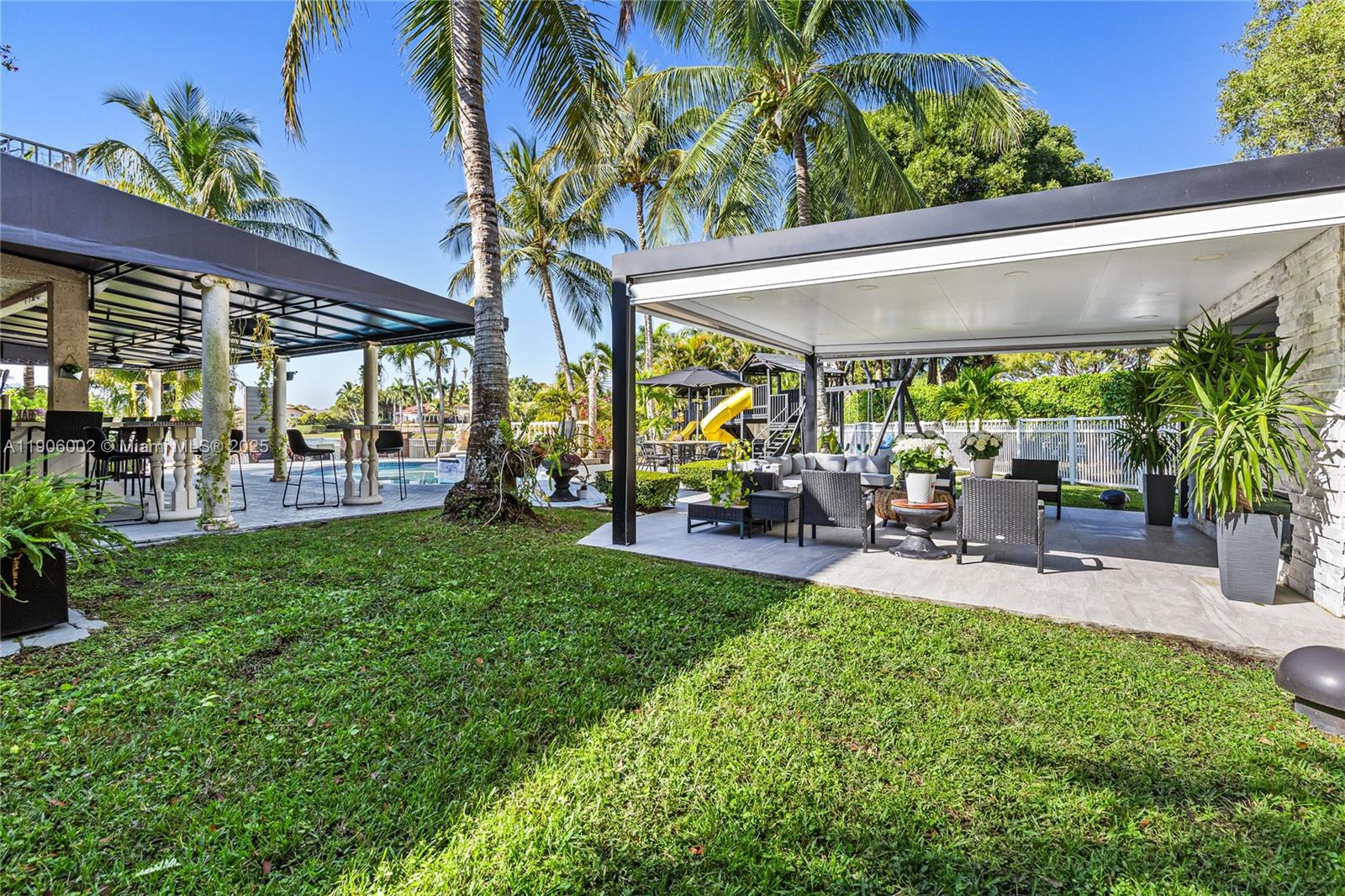 ¤RIVIERA ISLES I - Residential