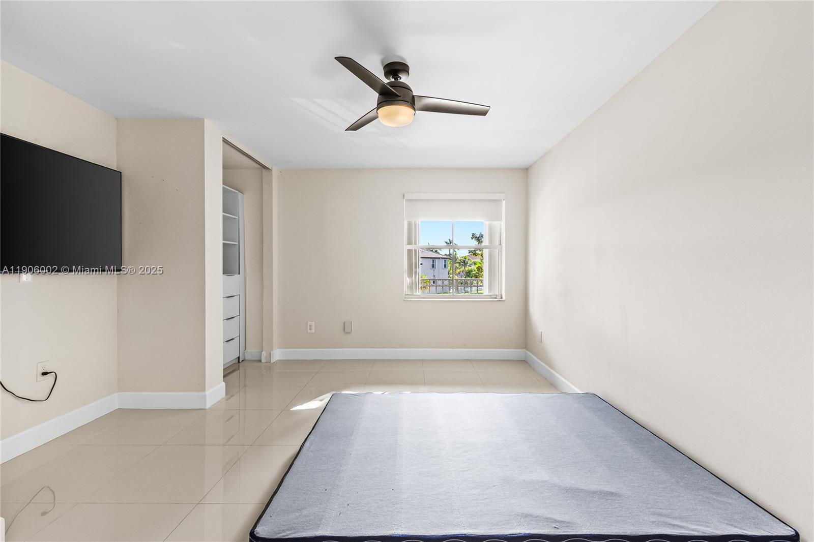 ¤RIVIERA ISLES I - Residential