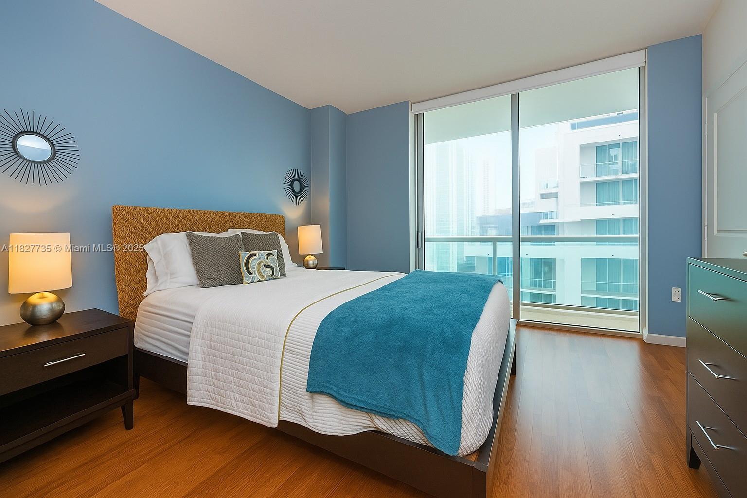 GALLERY ART CONDO - Residential