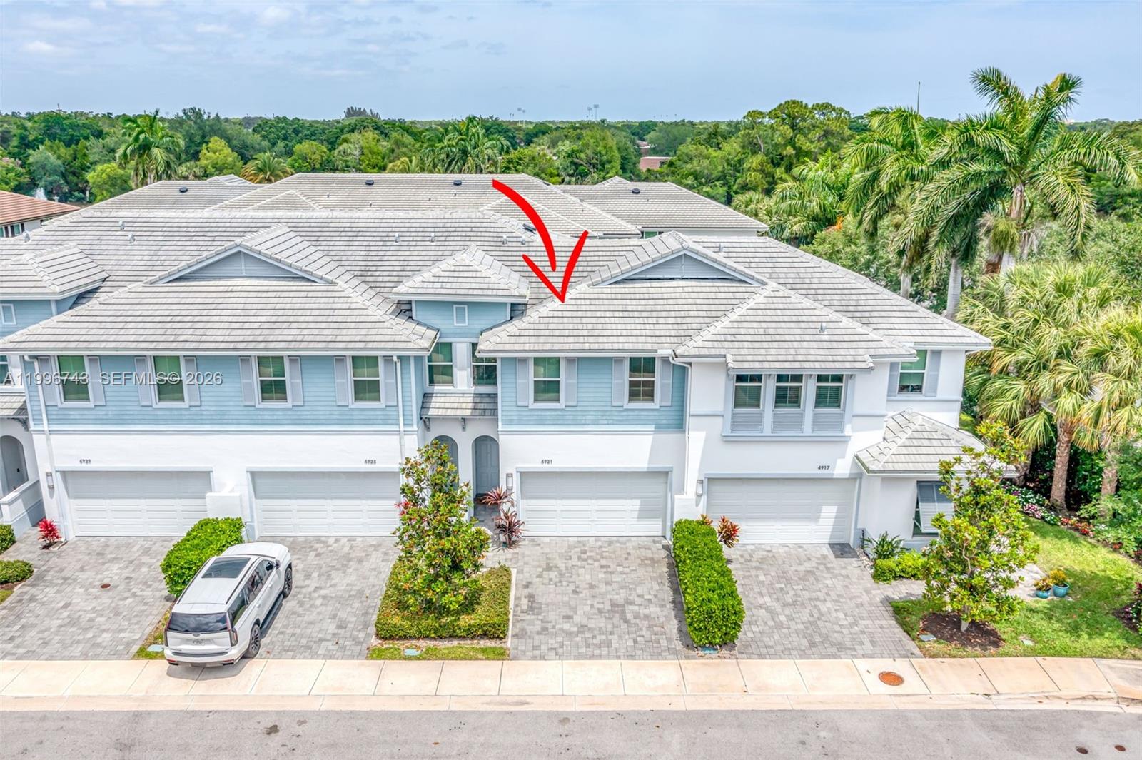 POINTE MIDTOWN - Residential Lease