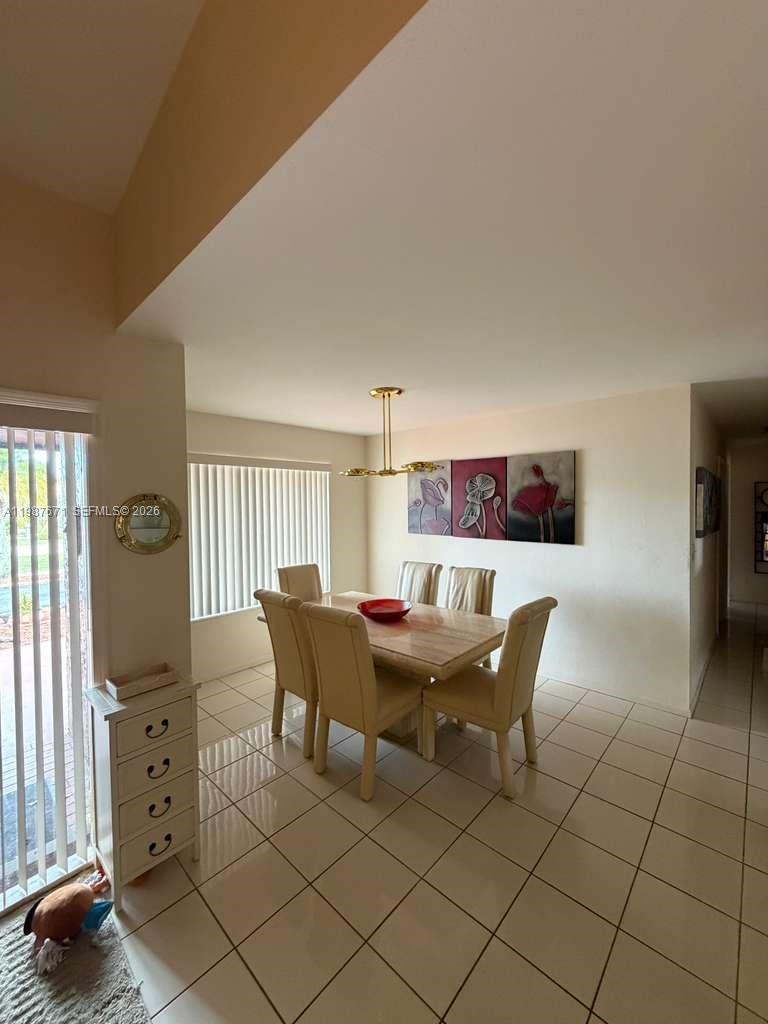 WOODFIELD - Residential