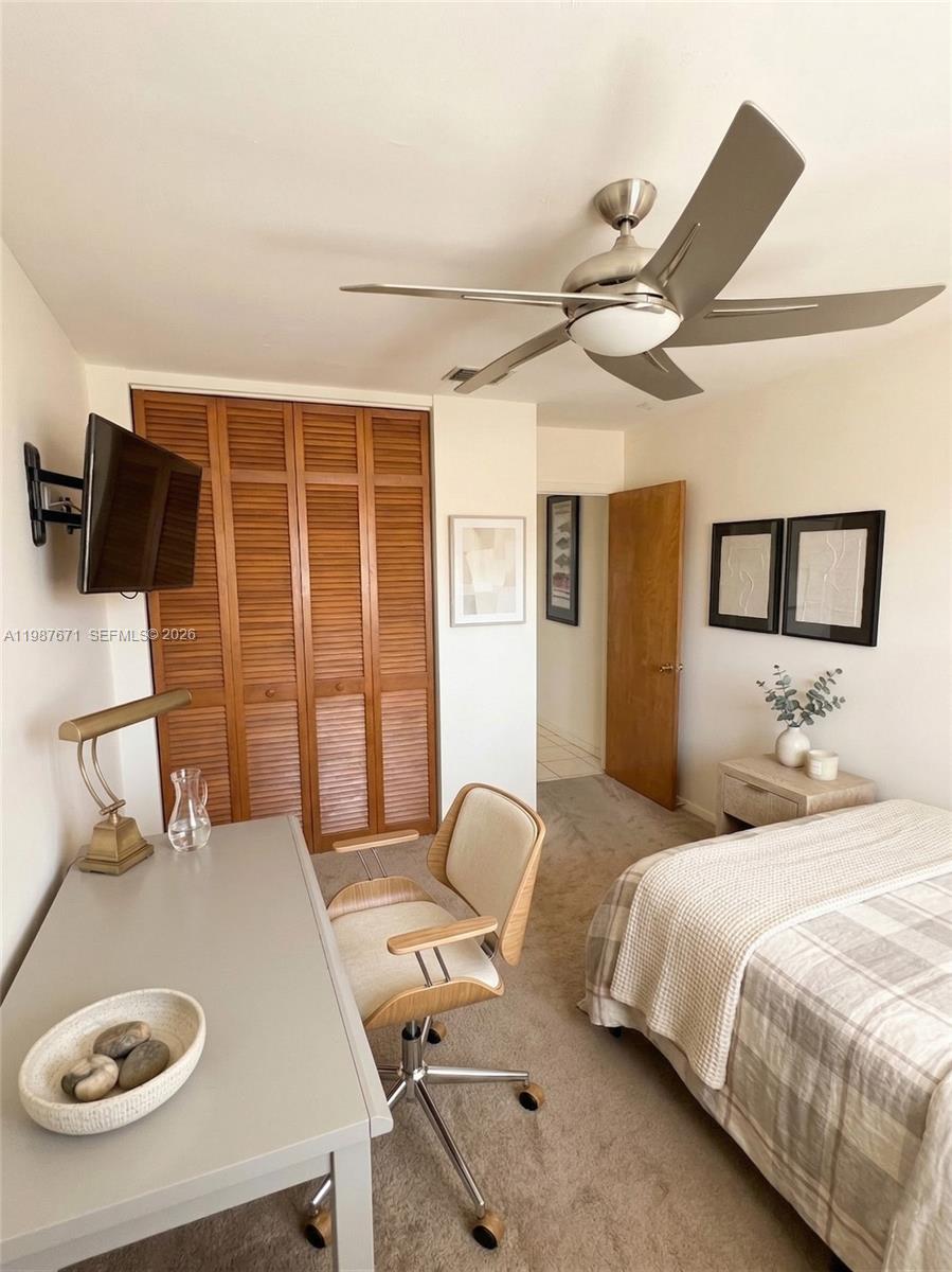 WOODFIELD - Residential