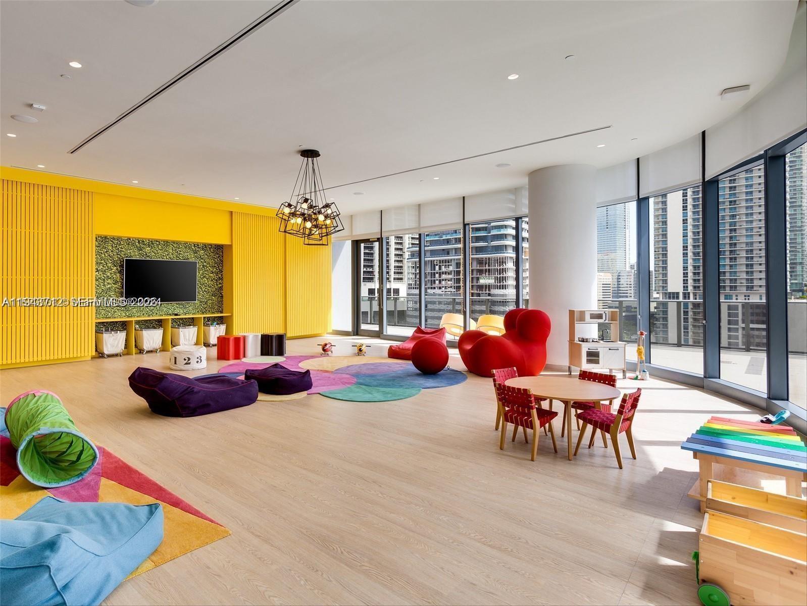 BRICKELL HEIGHTS EAST CON - Residential Lease