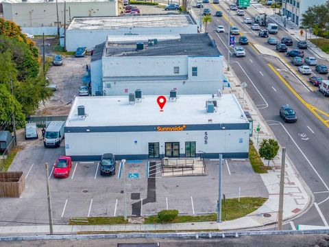 505 NE 125th St North Miami FL 33161
