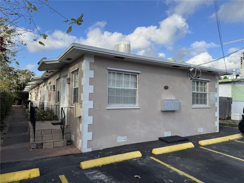 441 SW 10th St Miami FL 33130