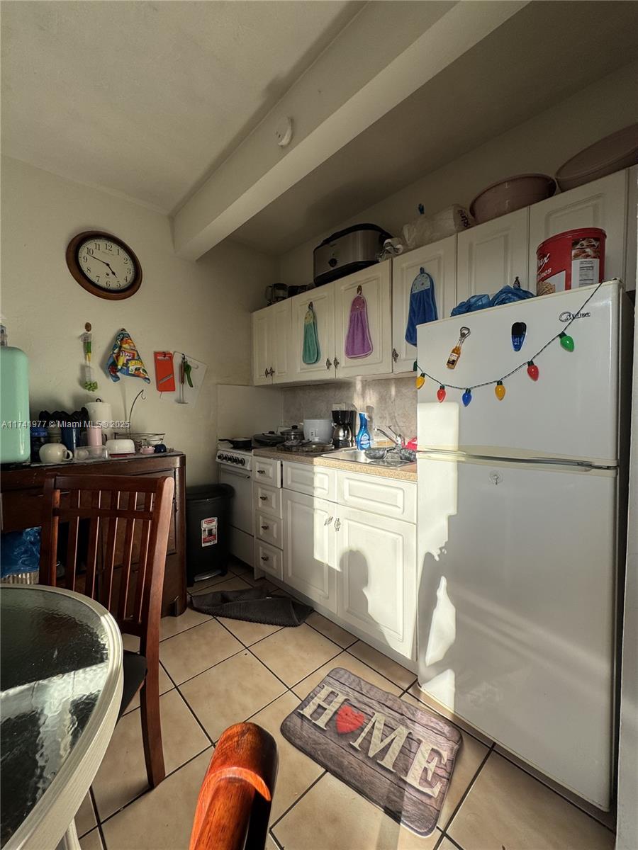 CITY OF MIAMI SOUTH - Residential Income