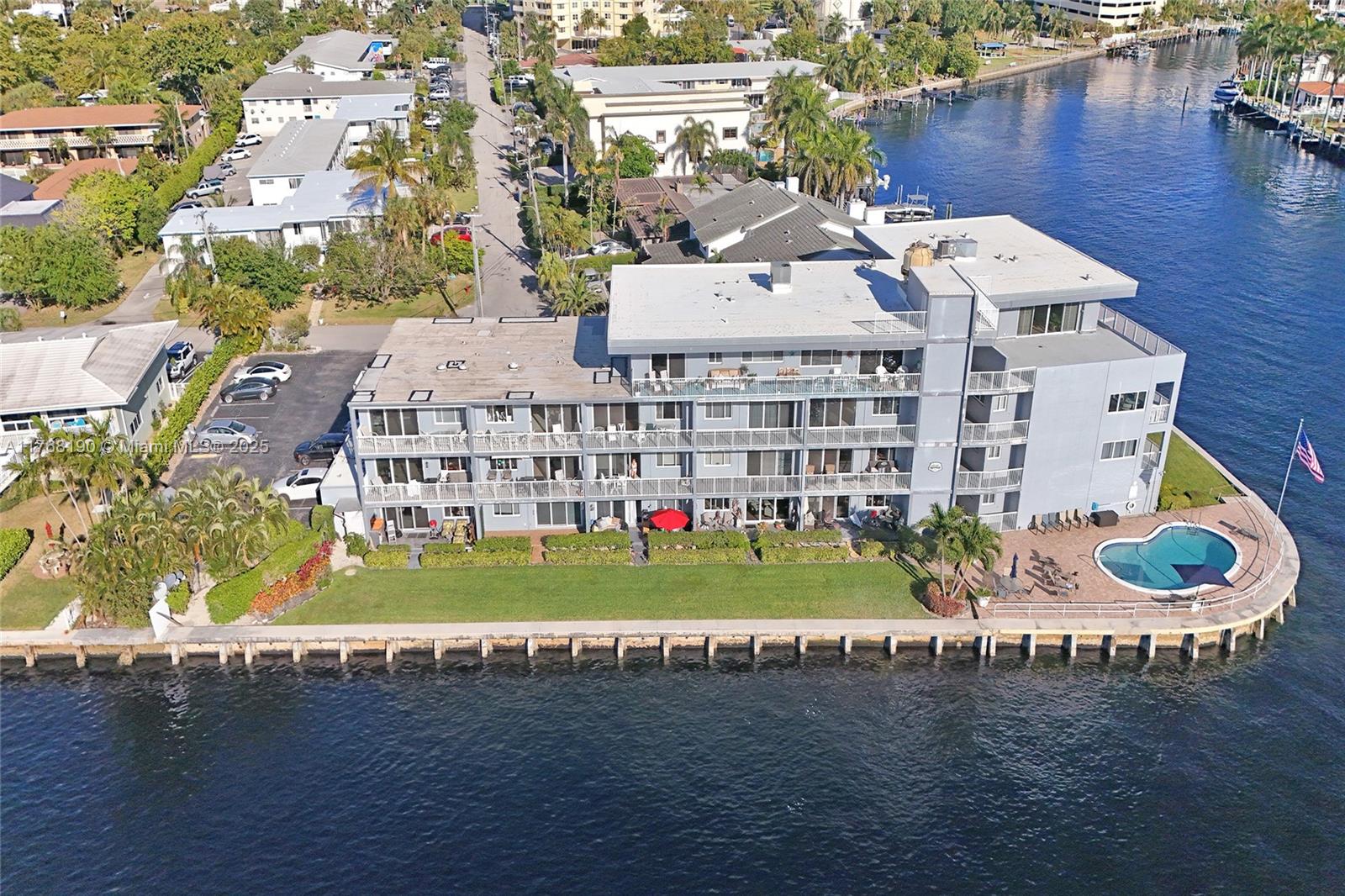 FAIRBANKS TERRACE SOUTH C - Residential