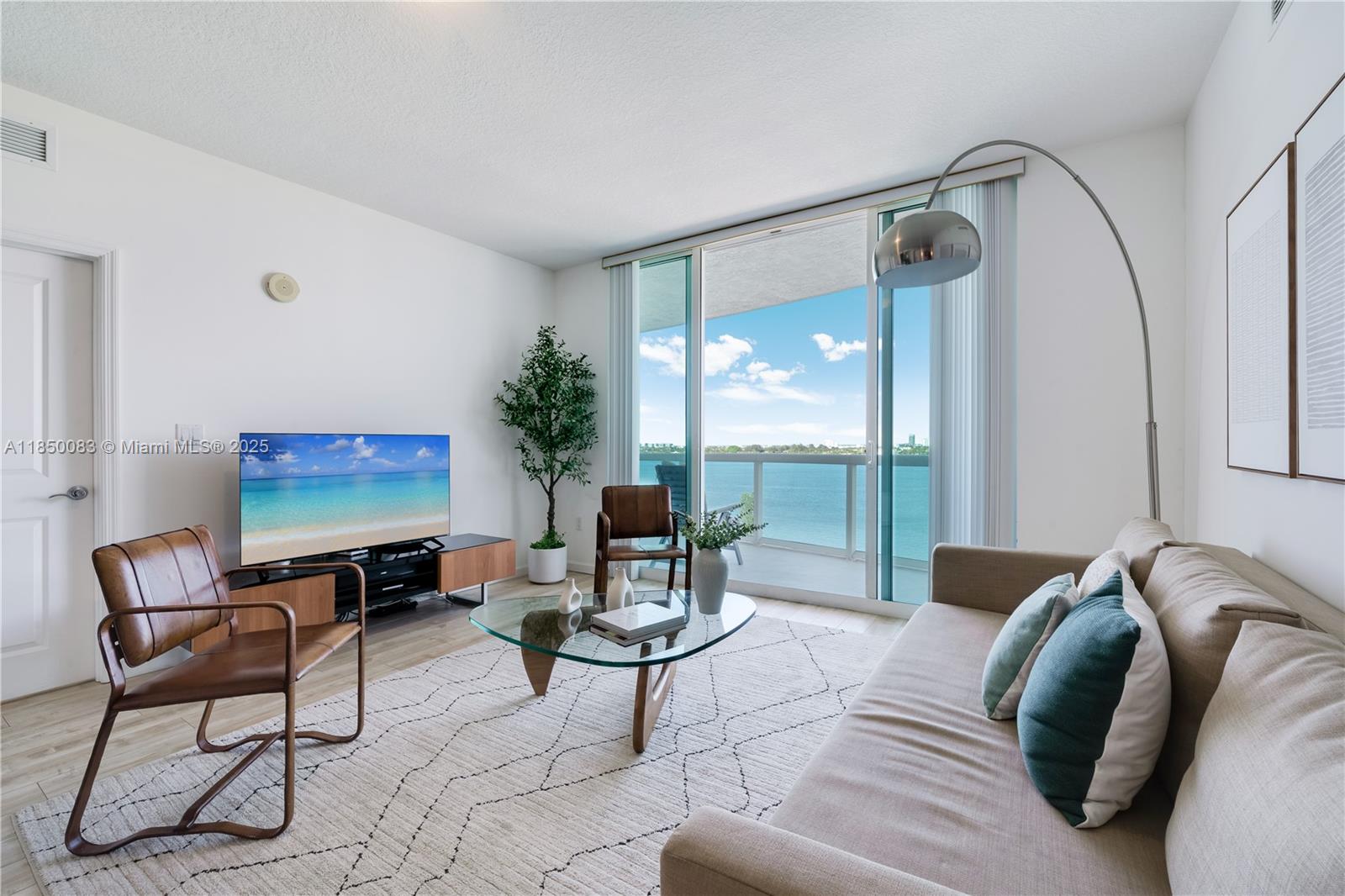 7910 Harbor Island Dr 1102