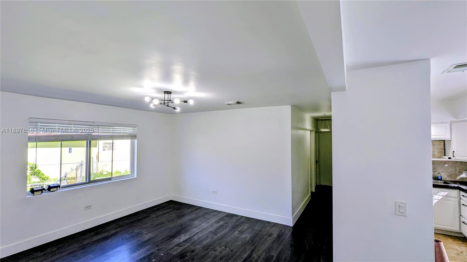 OVERBROOK SHORES NO 3 - Residential Lease