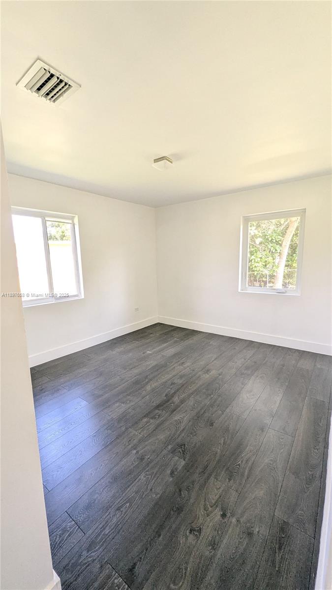 OVERBROOK SHORES NO 3 - Residential Lease