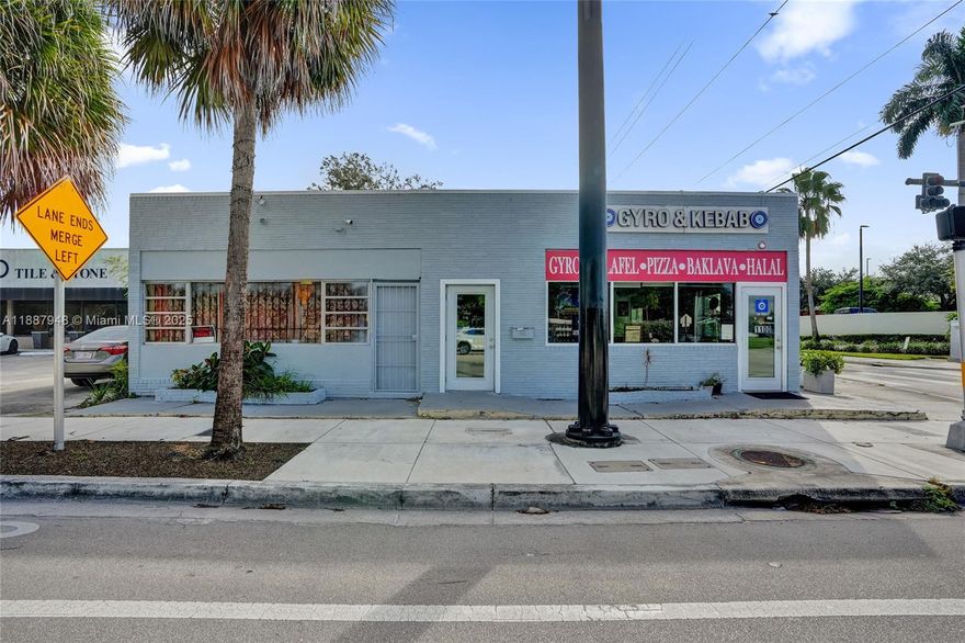 New Listing! 1100 NE 4th Ave, Fort Lauderdale, FL 33304

Property Type: Free-standing commercial building
Corner lot with excellent visibility & traffic exposure
Location: Just off E. Sunrise Blvd — prime business corridor

Features & Opportunities:
The building currently offers a well-loved community restaurant (tenant may vacate or renew).
The second side is under construction — ideal to finish out as a separate business space or lease it independently for additional income.
Note:
Great flexibility: owner/user, dual tenancy, or rental investment.
High exposure corner site, strong branding/signage potential.

Do not disturb the current tenant.
All showings must be scheduled in advance.
Morning hours are preferred for viewings.