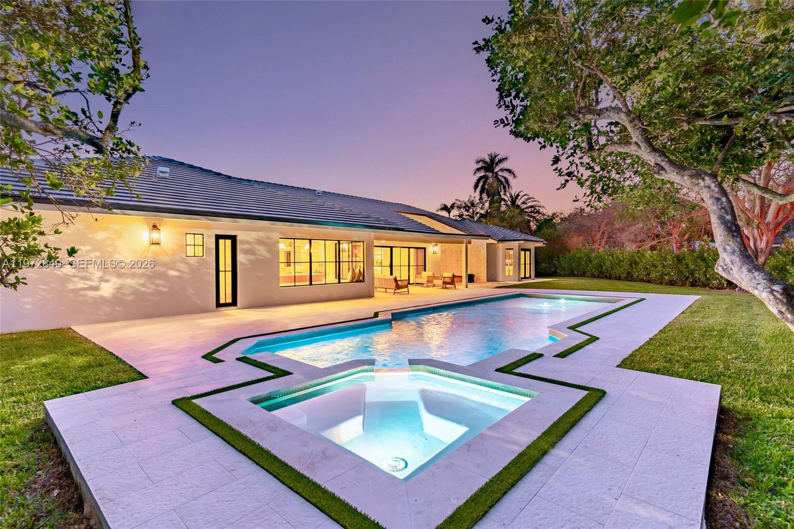 BANYAN WOODS - Residential