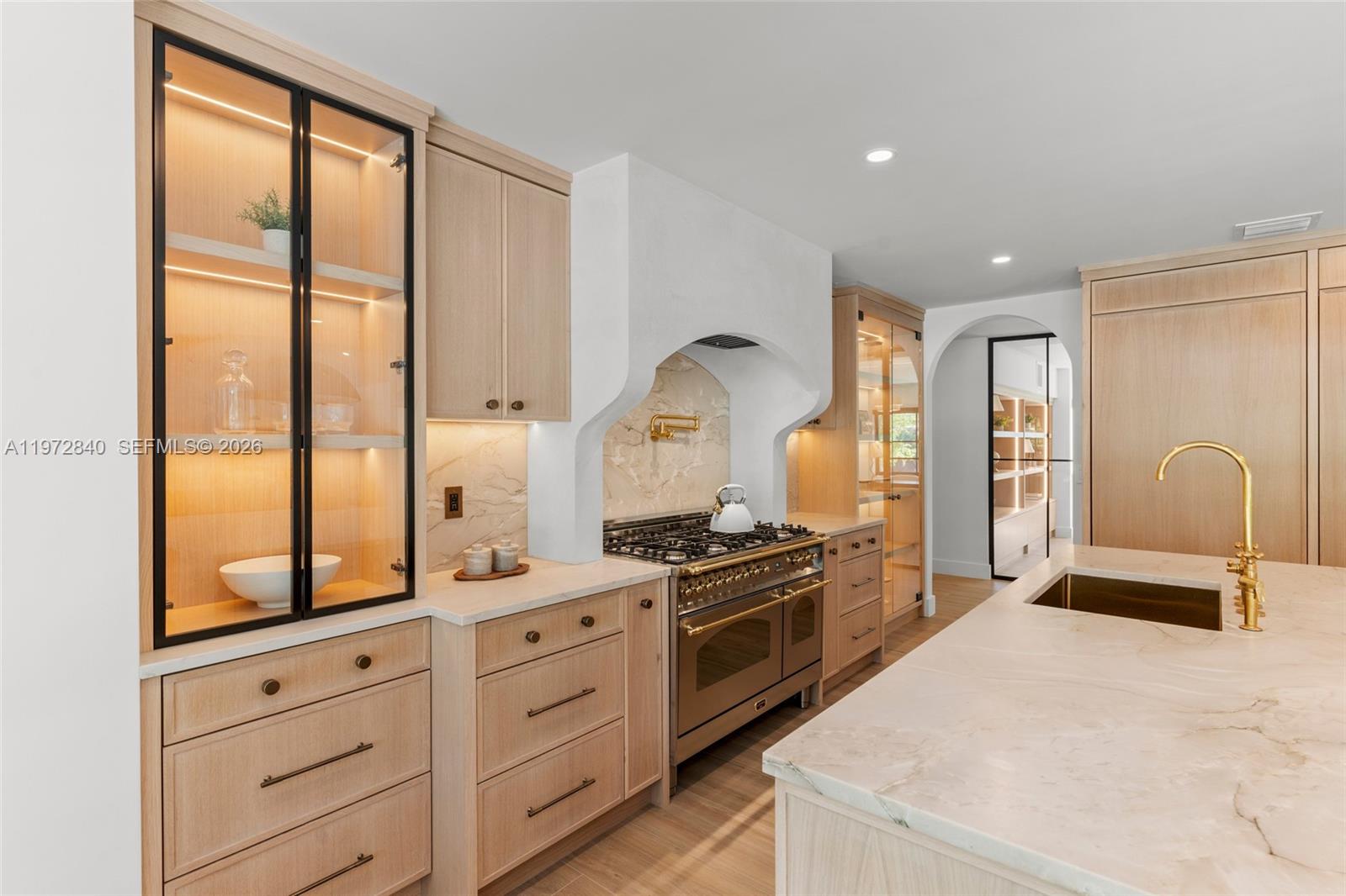 BANYAN WOODS - Residential