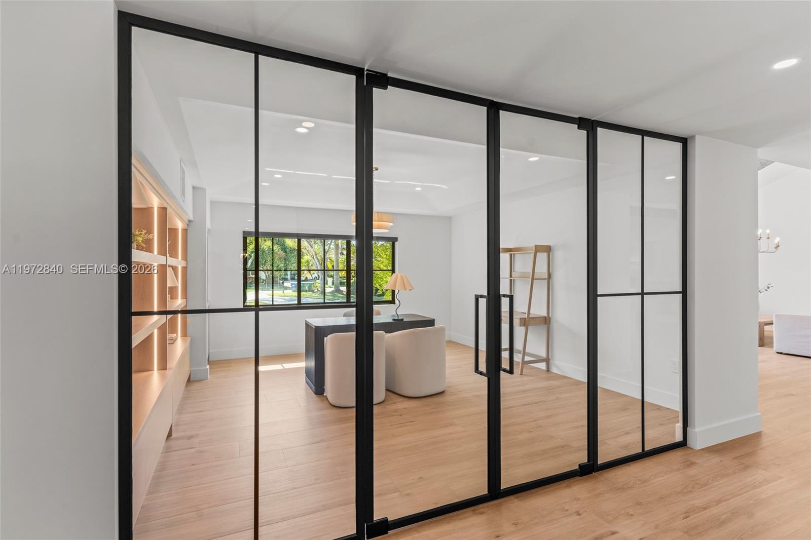 BANYAN WOODS - Residential