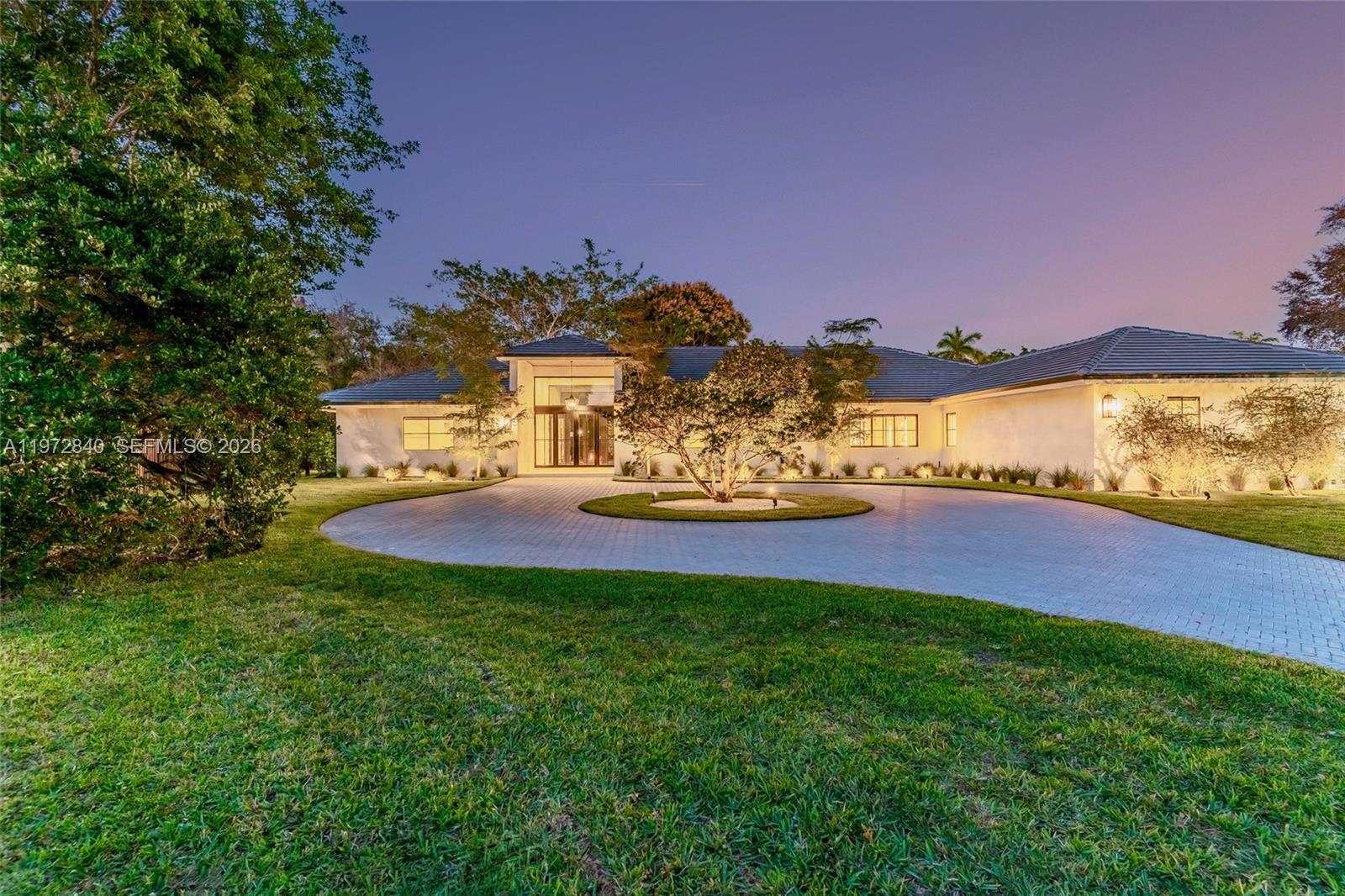 BANYAN WOODS - Residential