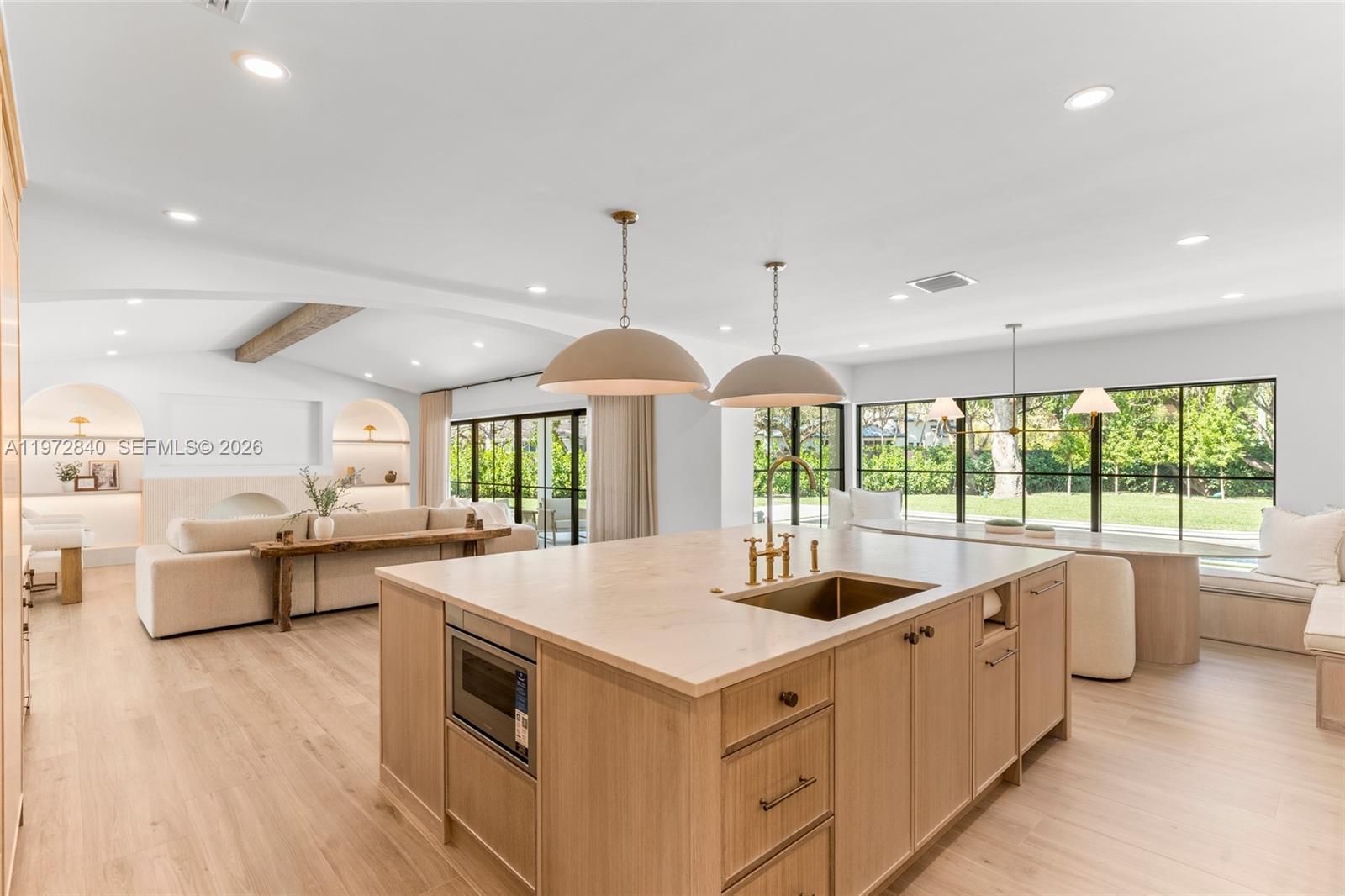 BANYAN WOODS - Residential