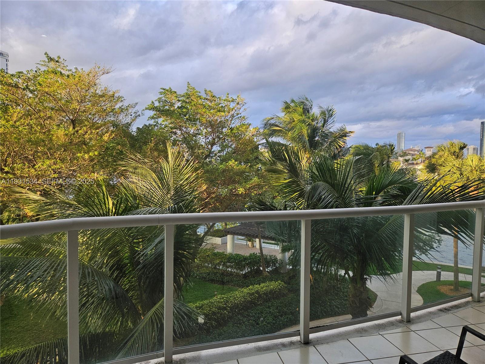 4000 ISL BLVD WILLIAMS IS - Residential Lease