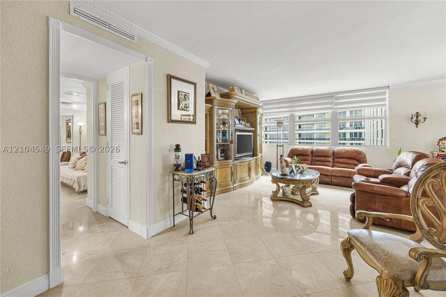 5055 Collins Ave 12F