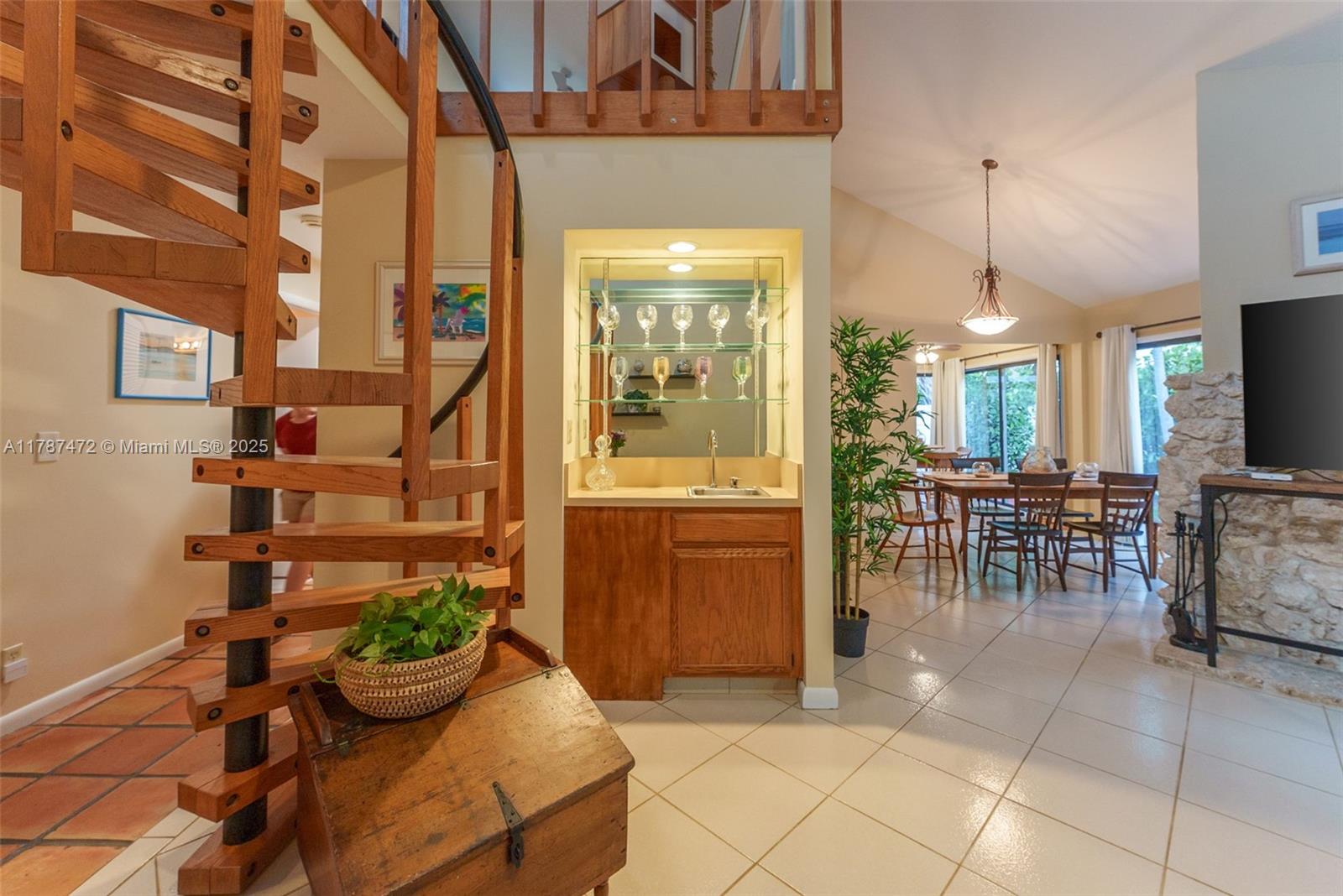 GREENS CAY OF JONATHANS L - Residential