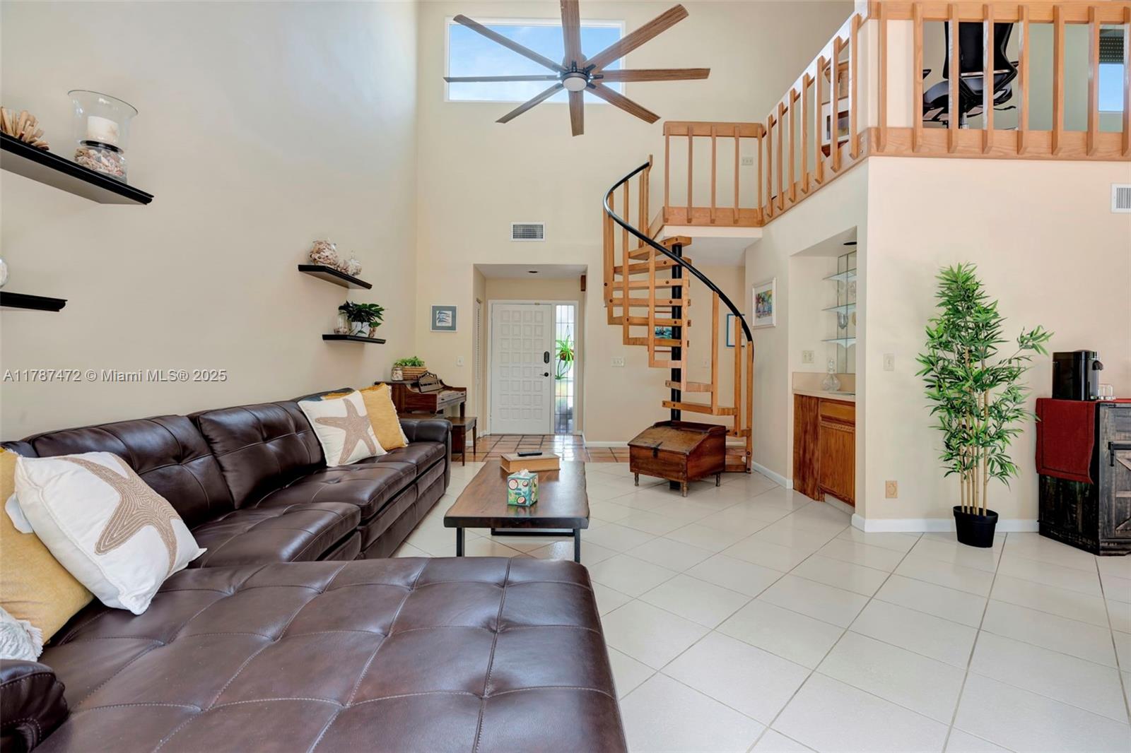 GREENS CAY OF JONATHANS L - Residential