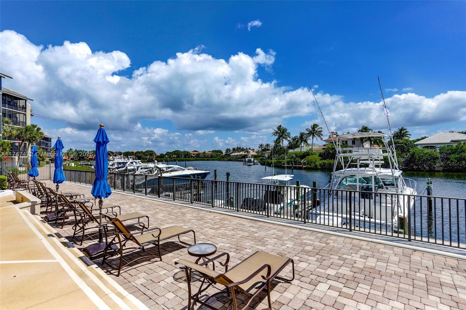 GREENS CAY OF JONATHANS L - Residential