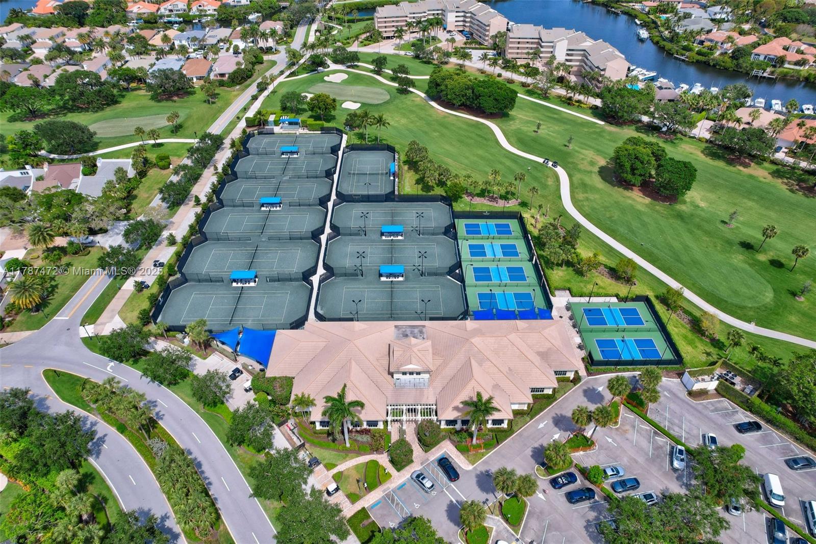 GREENS CAY OF JONATHANS L - Residential
