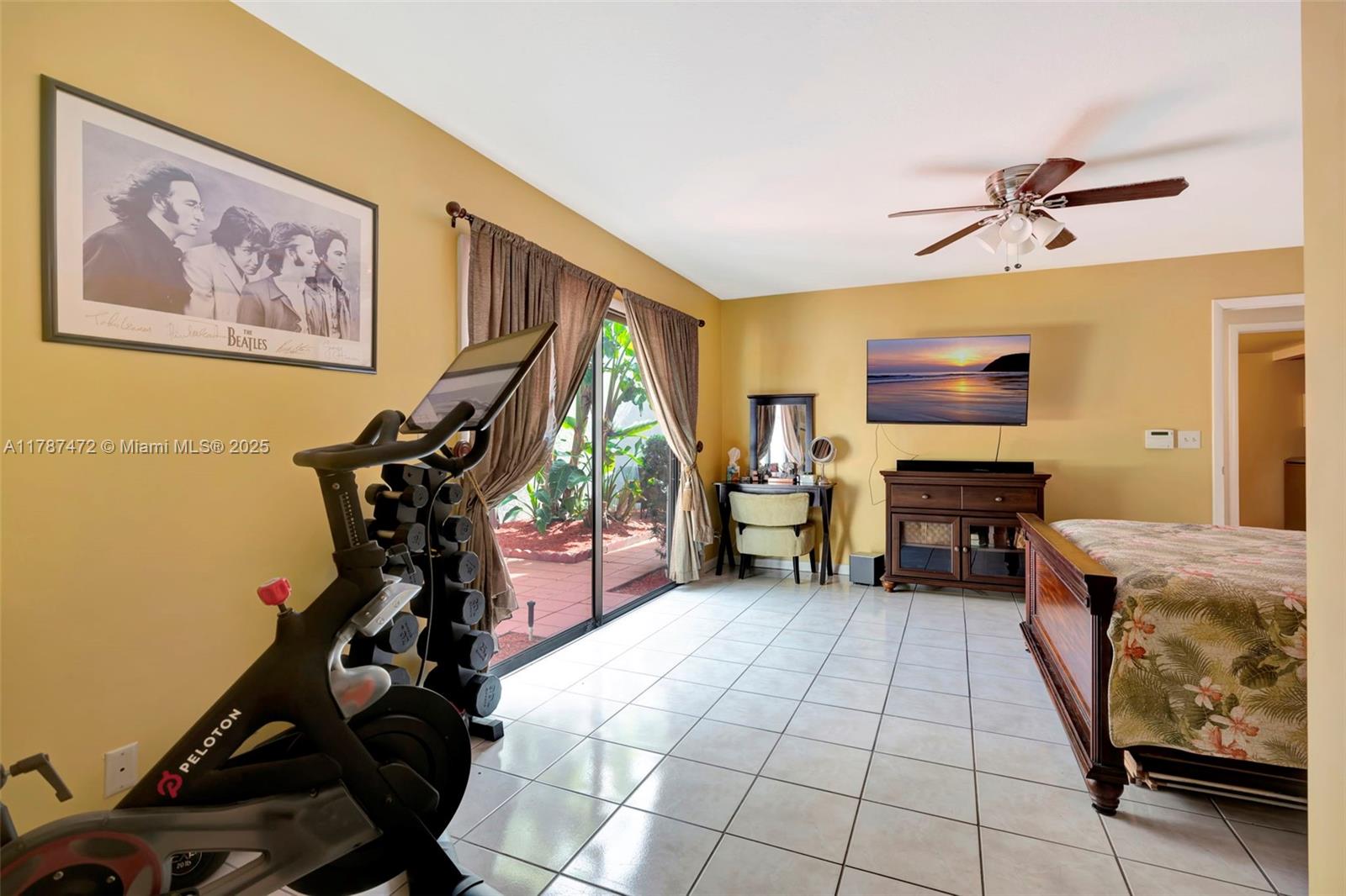 GREENS CAY OF JONATHANS L - Residential