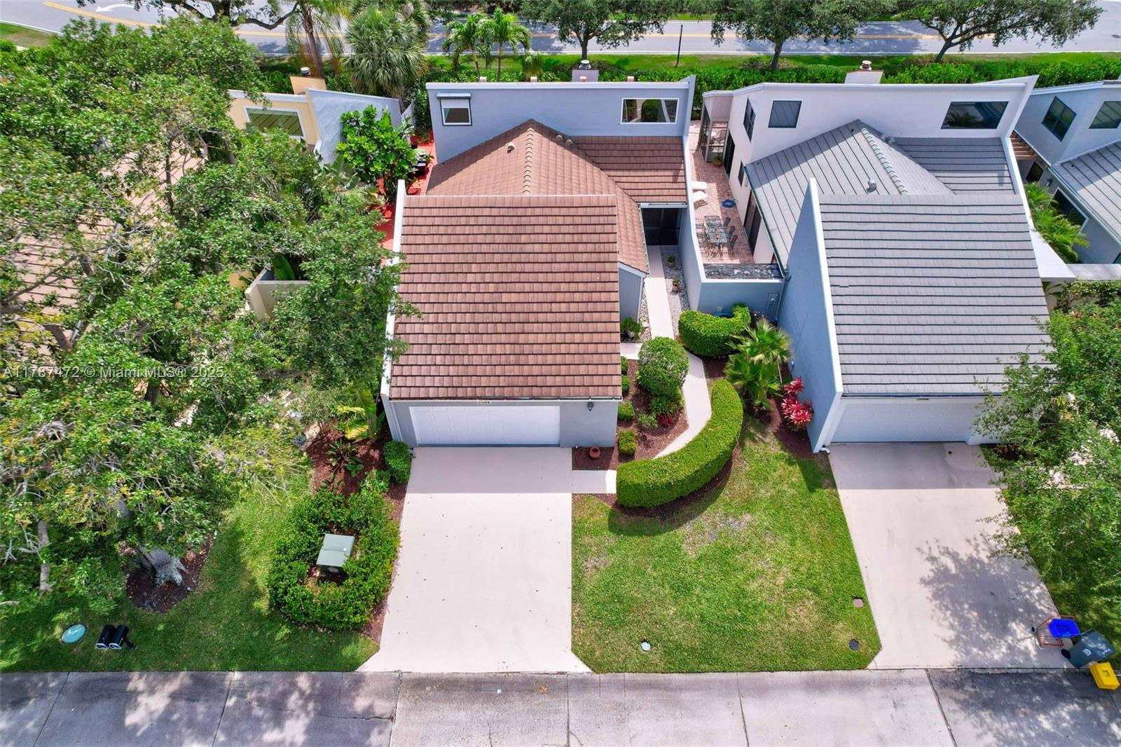 GREENS CAY OF JONATHANS L - Residential
