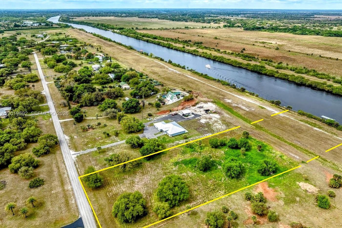 1589 Frontier Circle