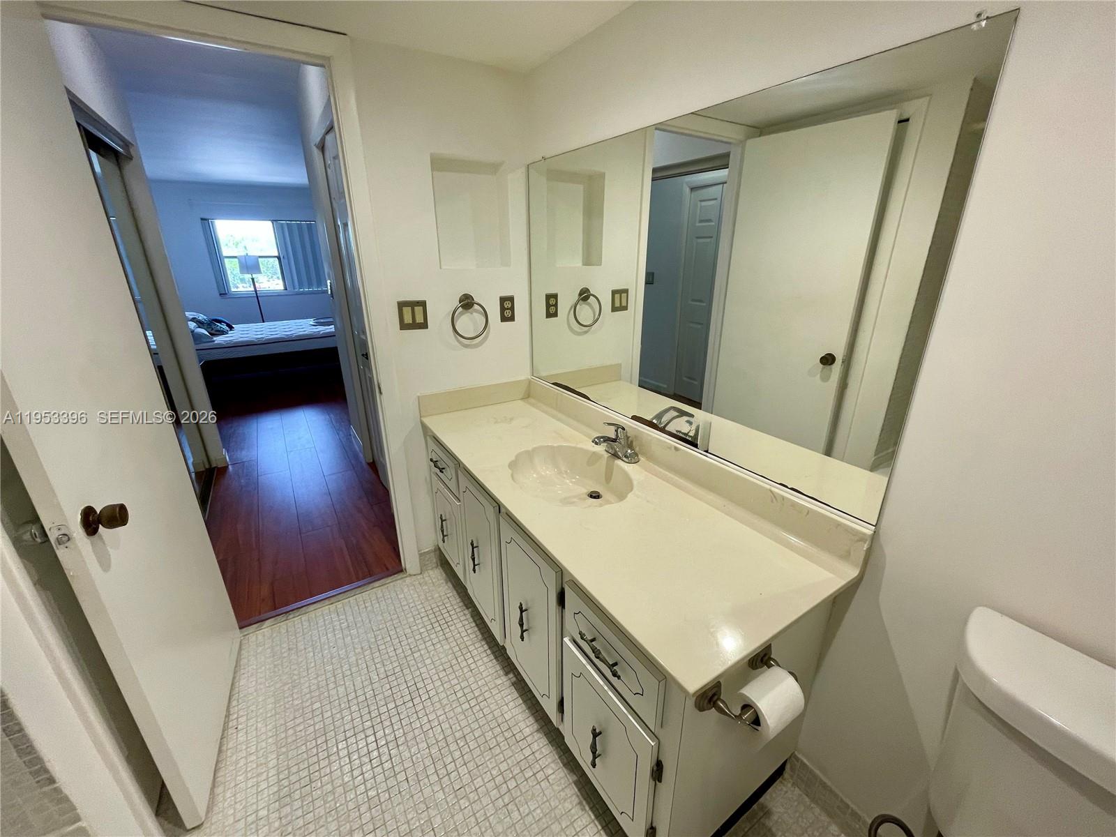 RACQUET CLUB 10 AT BONAVE - Residential