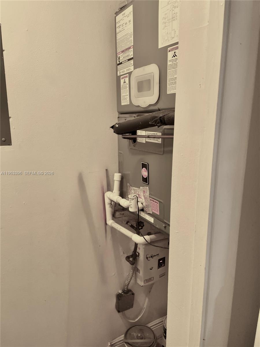 RACQUET CLUB 10 AT BONAVE - Residential