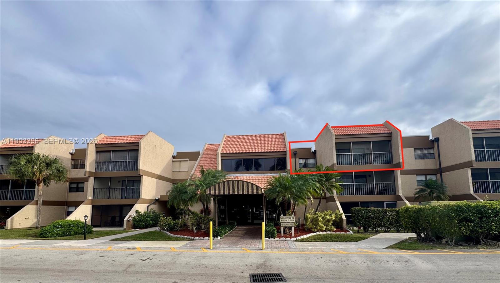 RACQUET CLUB 10 AT BONAVE - Residential