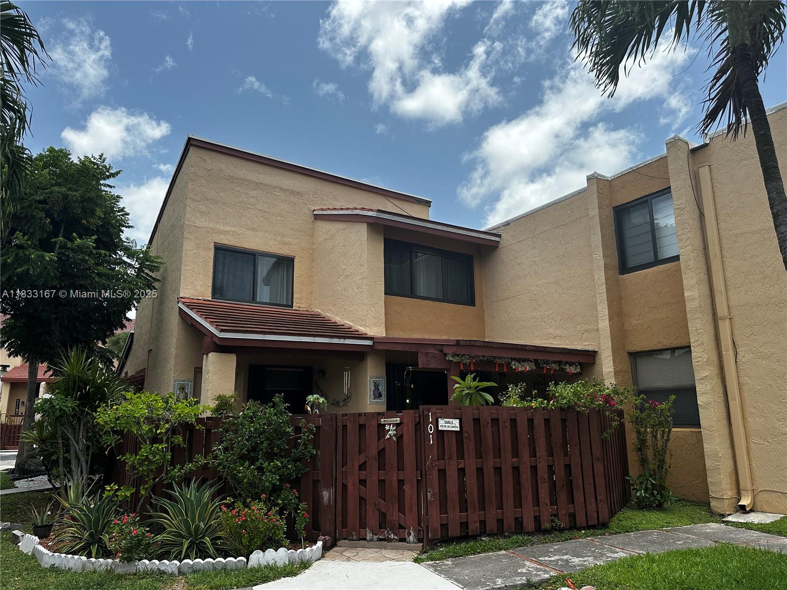 Location, Location, Location! This is a beautiful Corner Unit Villa 3 Bed 2 Bath Located in FontaineBleau Area!! 1st Floor with private entrance,Located in the Fontainebleau neighborhood, very close to FIU, International and Dolphins Mall, fast access to the Turnpike and other Expressway,Plenty of visitors parking, community pool. Don't miss out on this great unit.