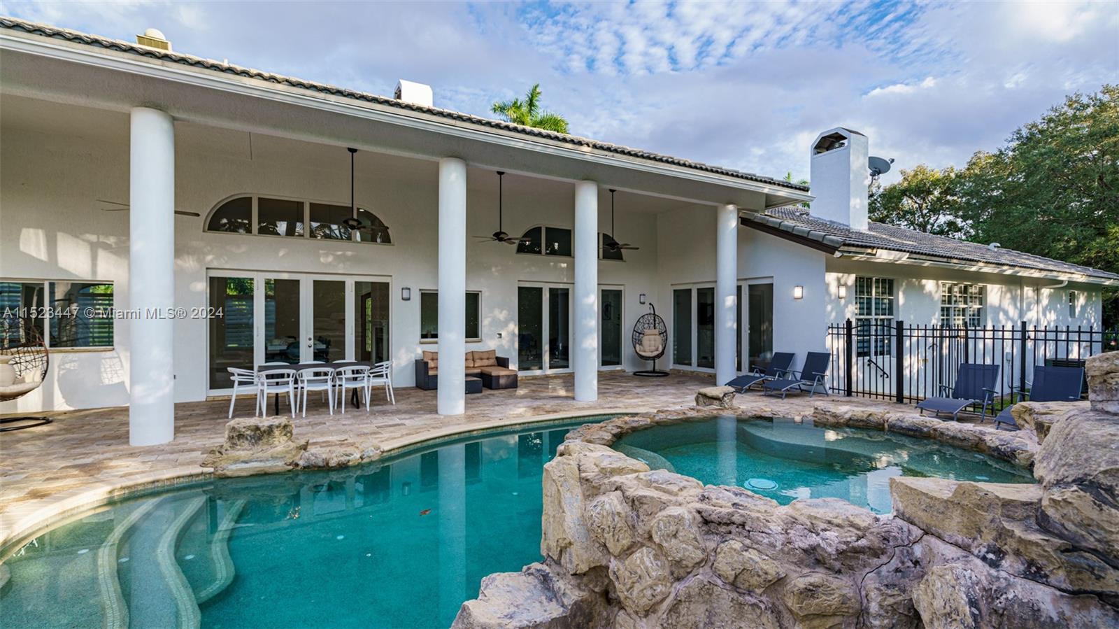 PLANTATION - Residential