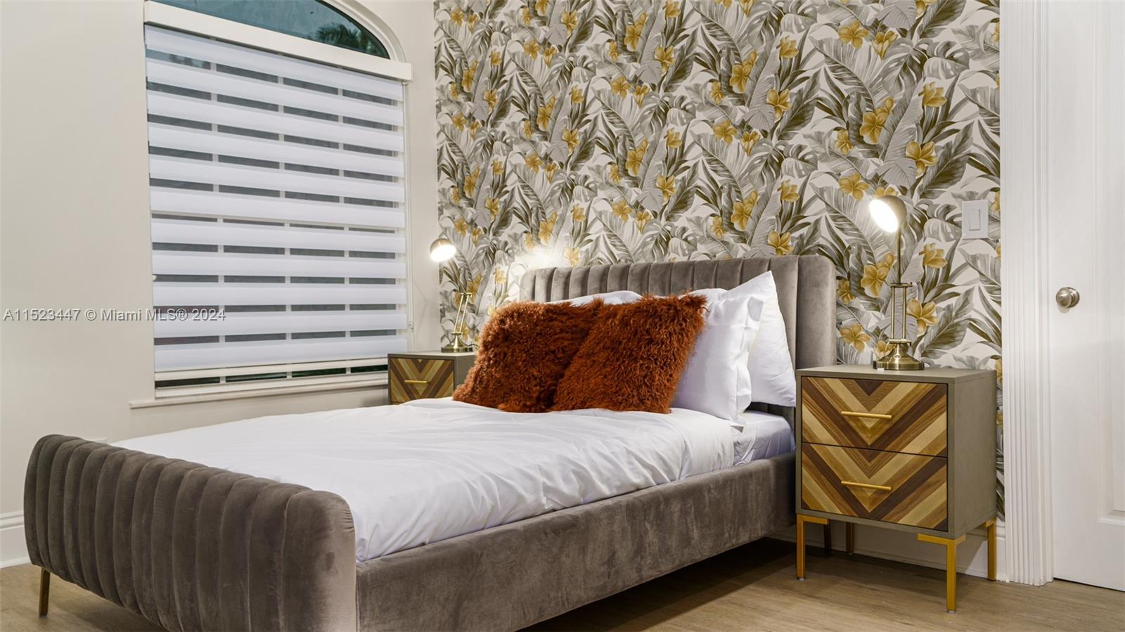 PLANTATION - Residential