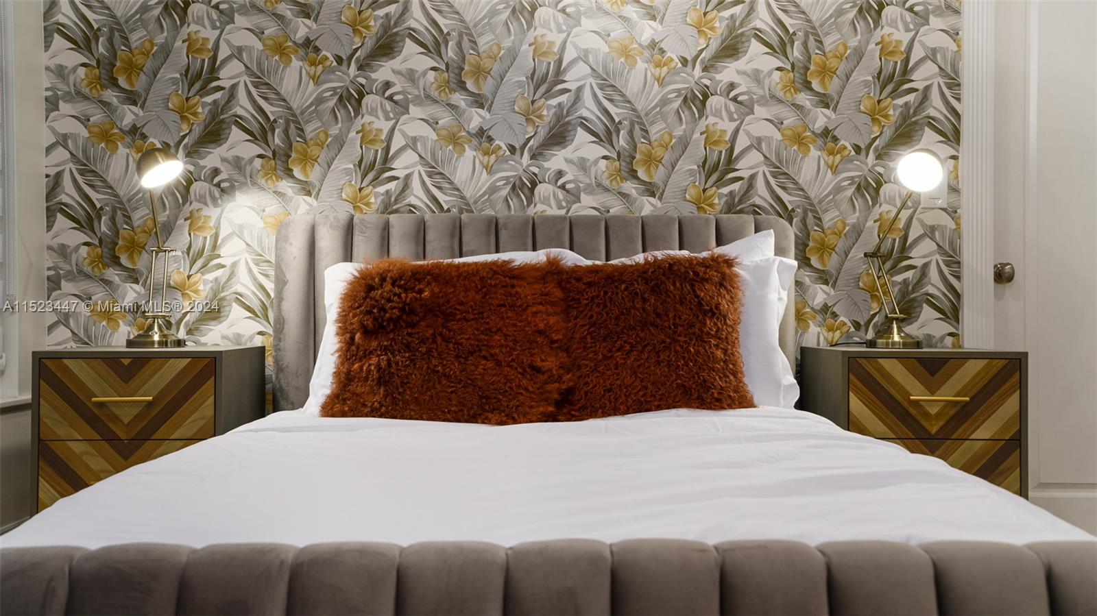 PLANTATION - Residential