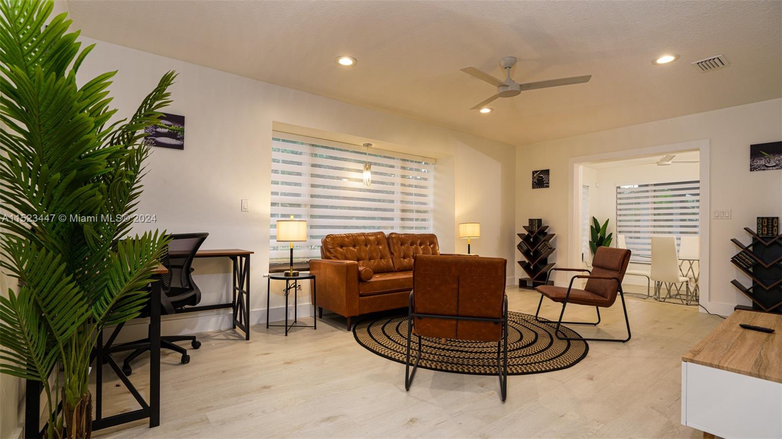 PLANTATION - Residential