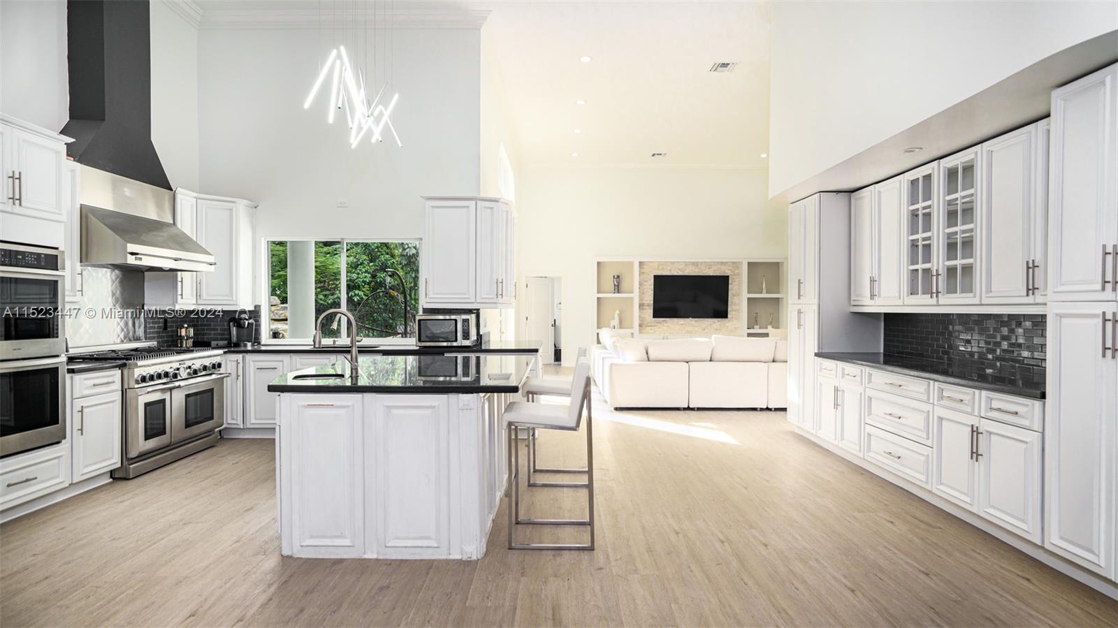 PLANTATION - Residential