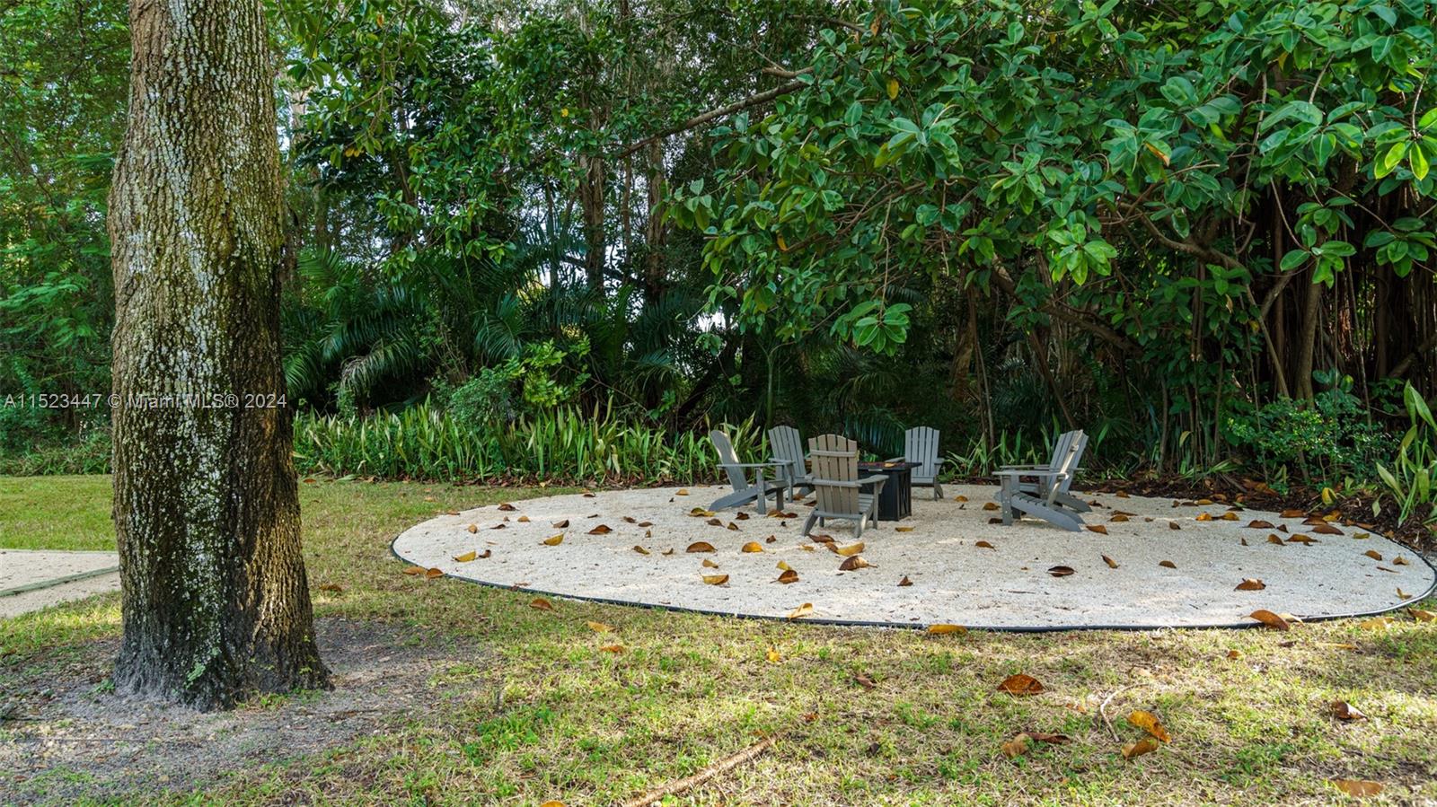 PLANTATION - Residential