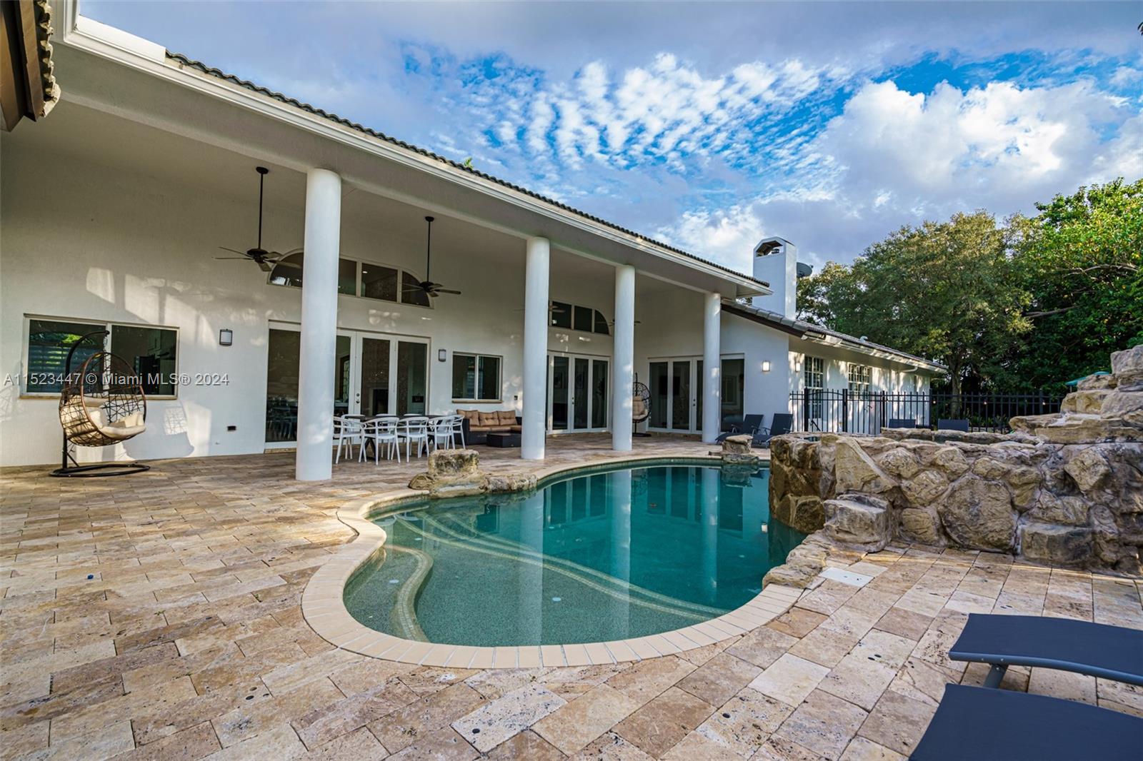 PLANTATION - Residential