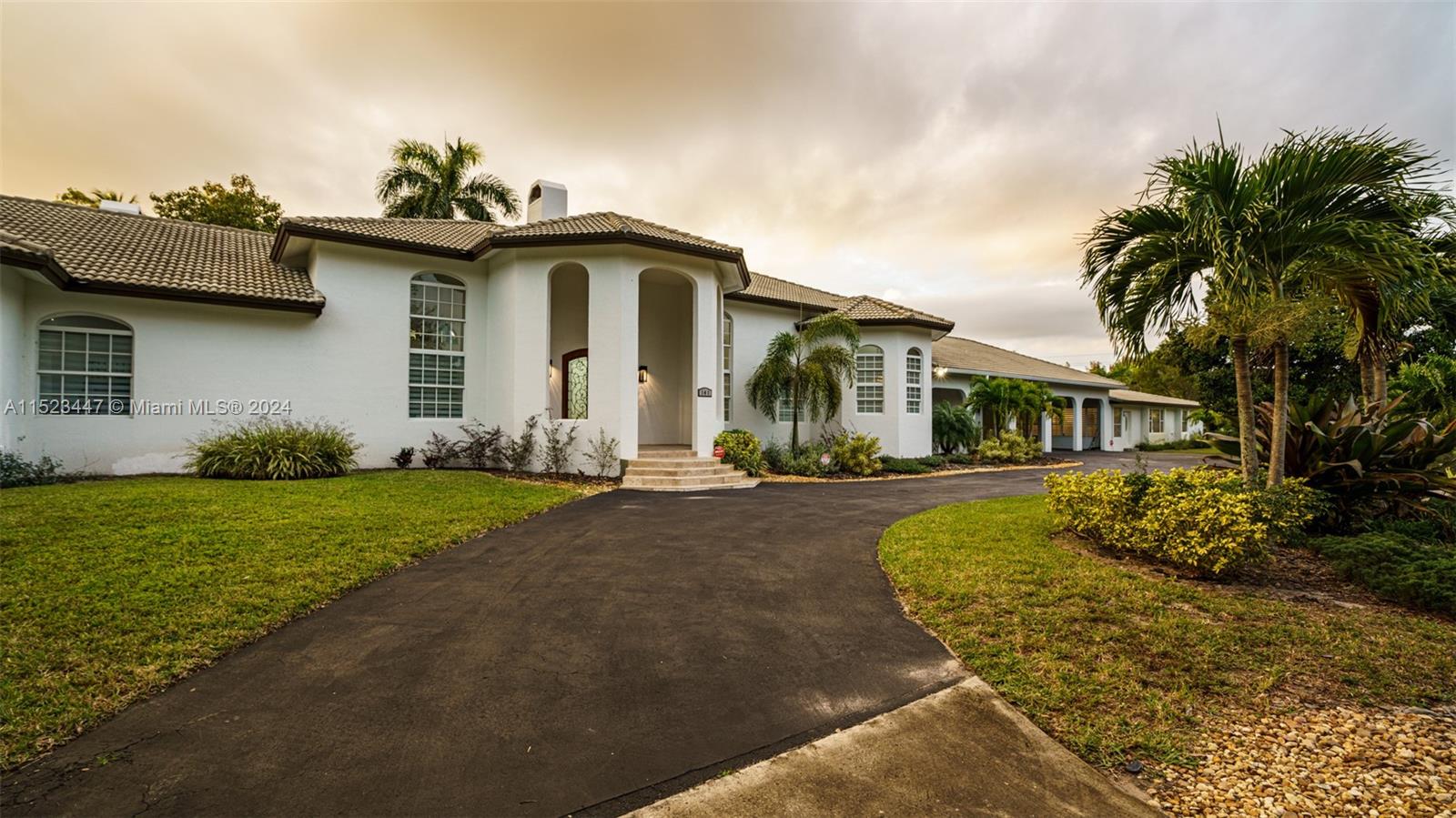 PLANTATION - Residential