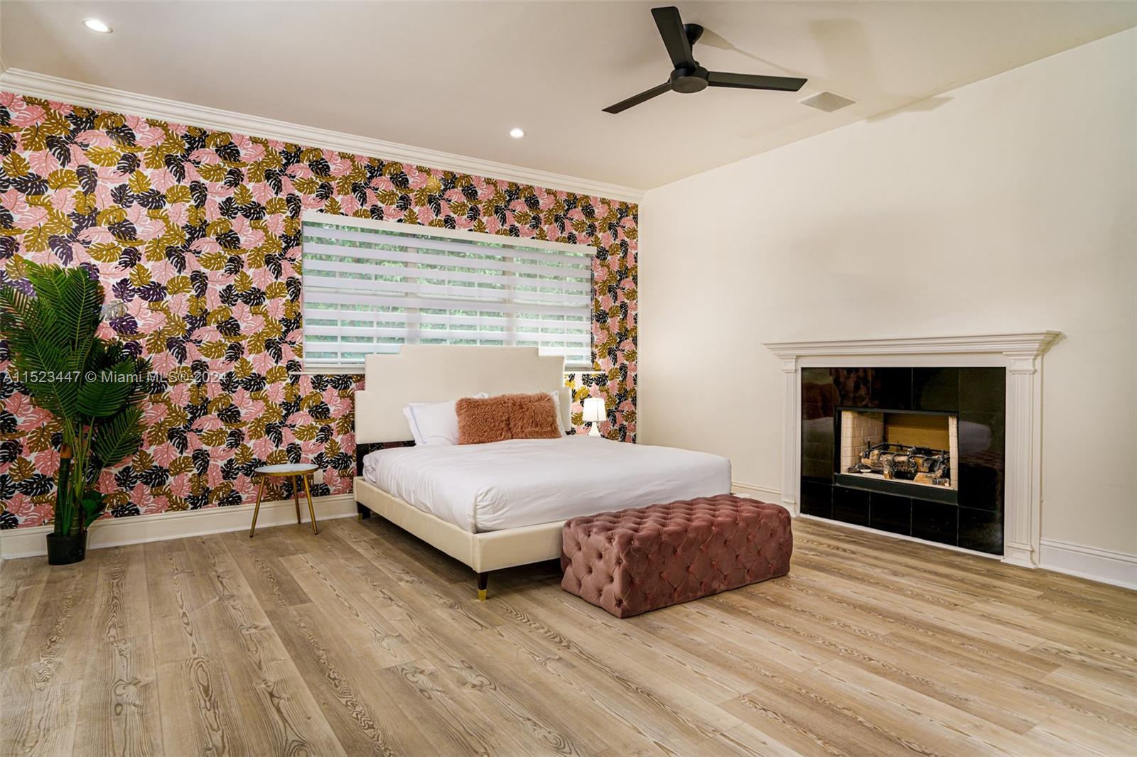 PLANTATION - Residential