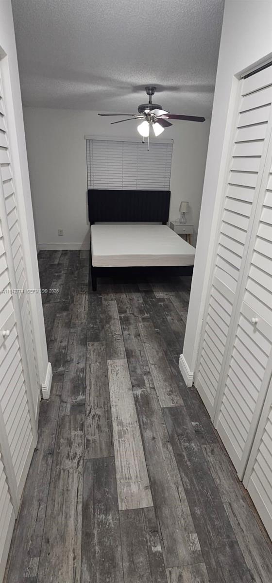 HOLLYWOOD PARC CONDOMINIU - Residential Lease