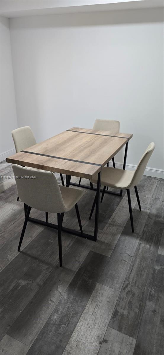 HOLLYWOOD PARC CONDOMINIU - Residential Lease