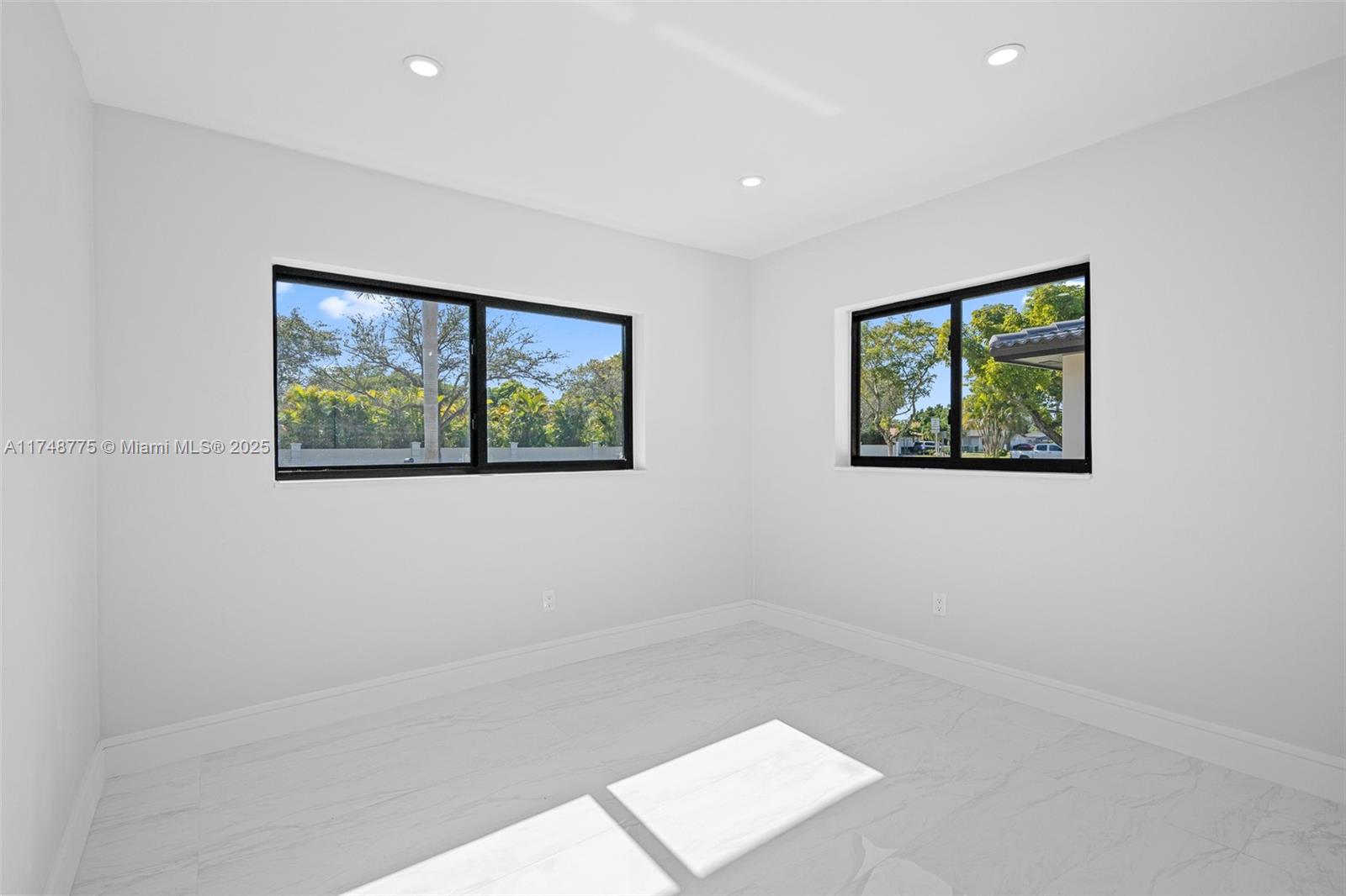 PINE SHORE SEC 1 - Residential