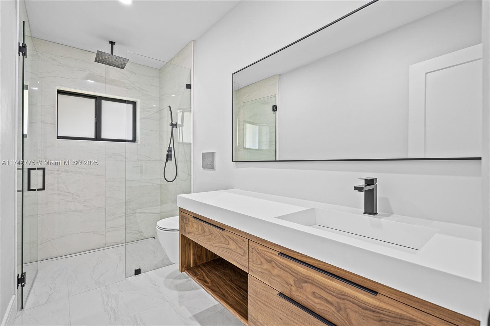 PINE SHORE SEC 1 - Residential