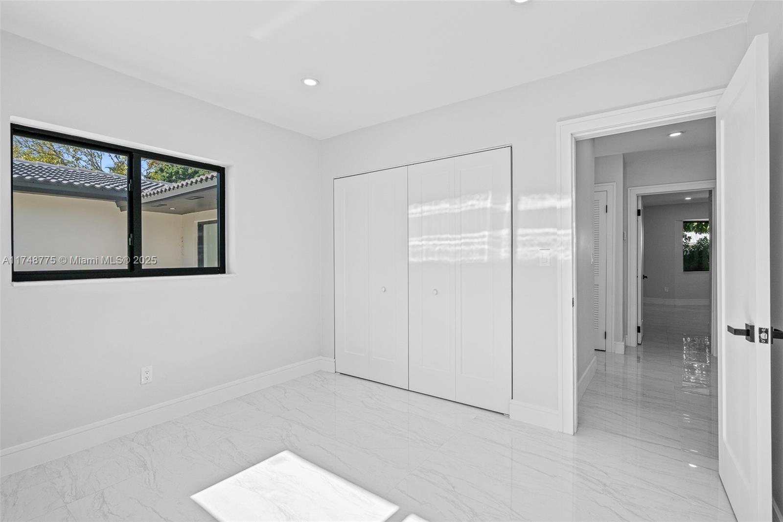 PINE SHORE SEC 1 - Residential